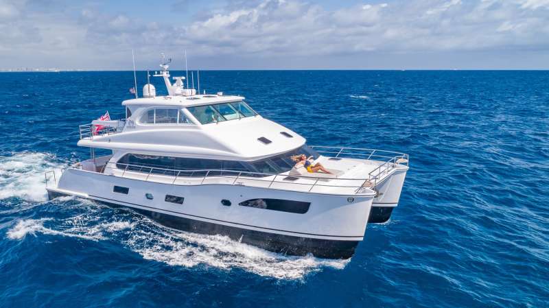 yacht charter - MUCHO GUSTO