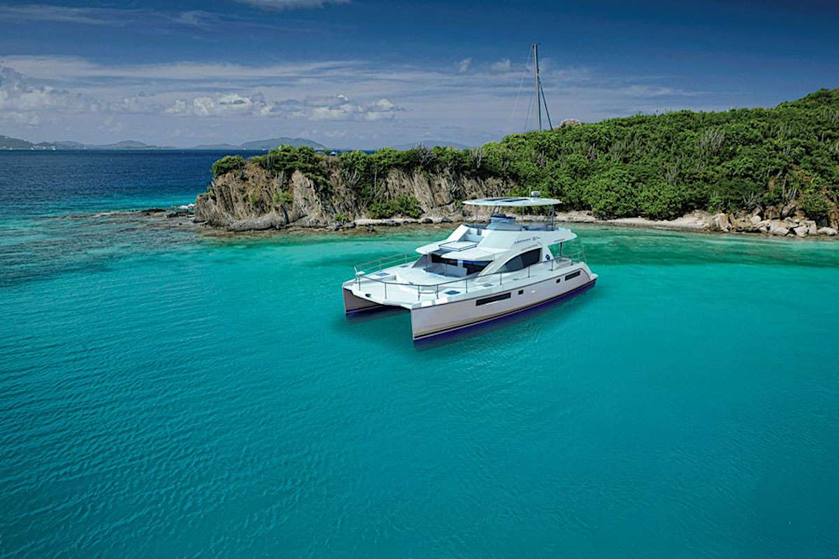 Christmas Special yacht charter - SOMEWHERE HOT