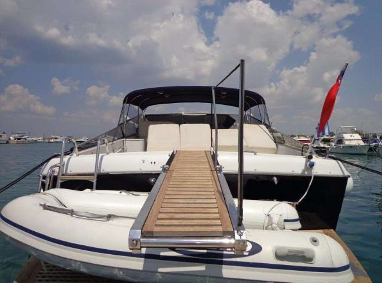 catamaran charter